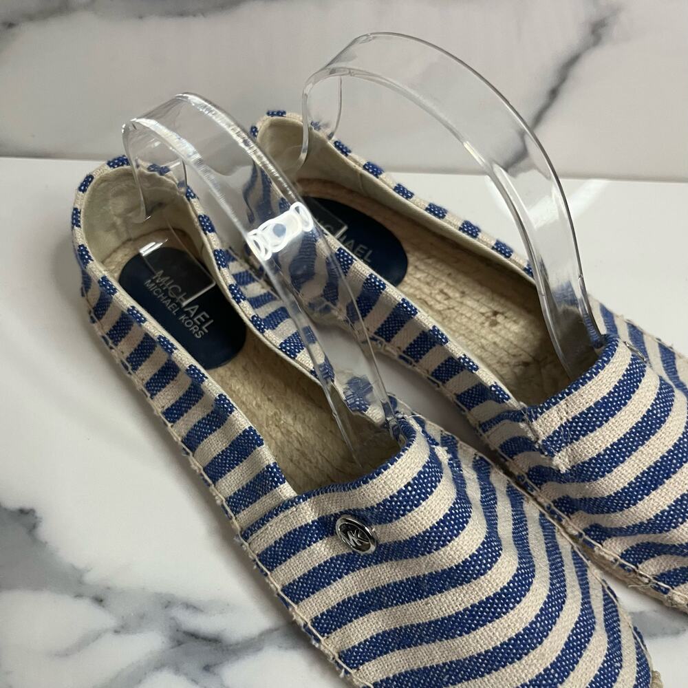 MICHAEL Michael Kors Women's Blue Cream Striped Canvas Kendrick Flat Sz 8 - Picture 3 of 7